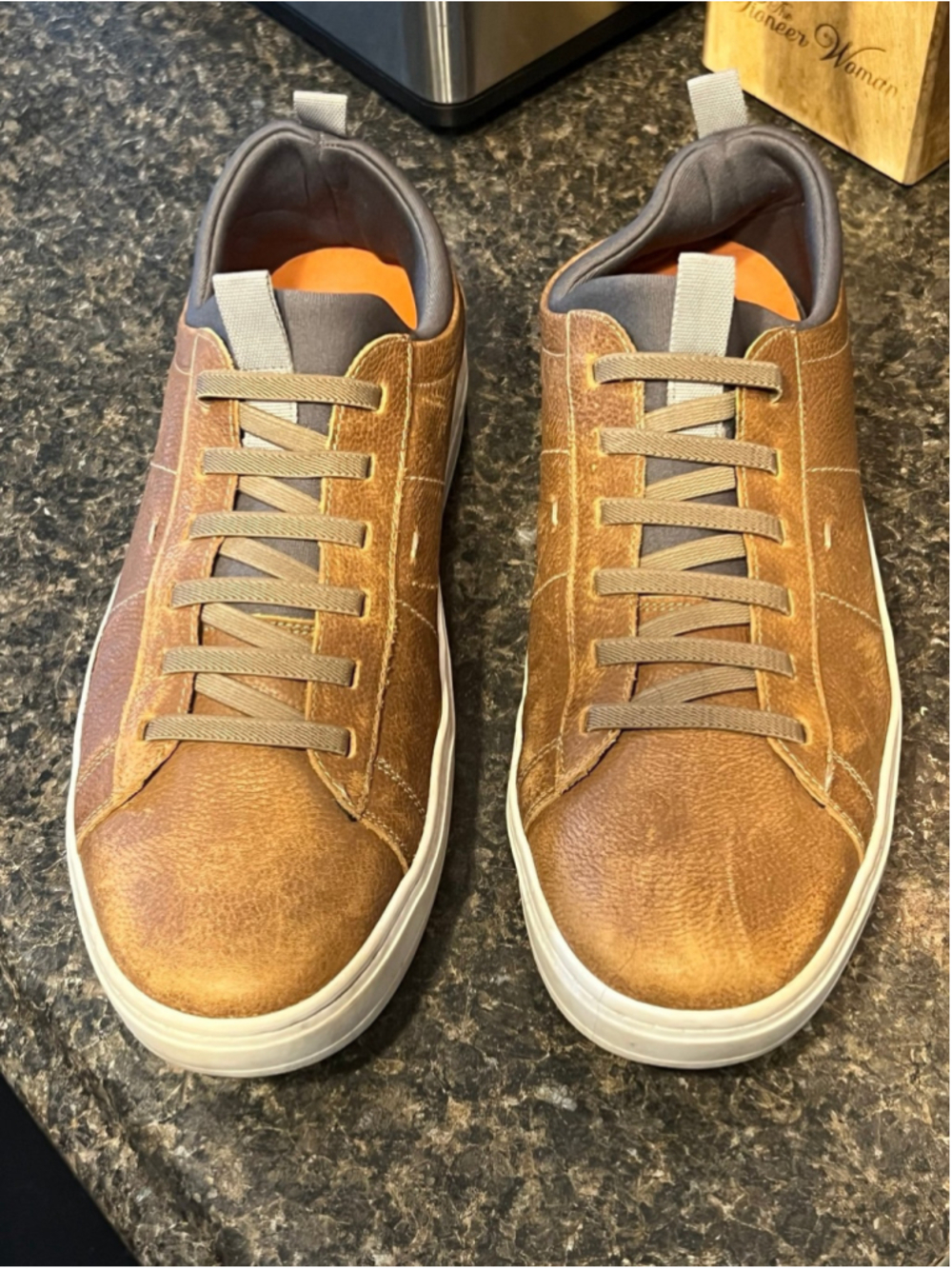 Martin Dingman CAMERON PEBBLE GRAIN SNEAKERS